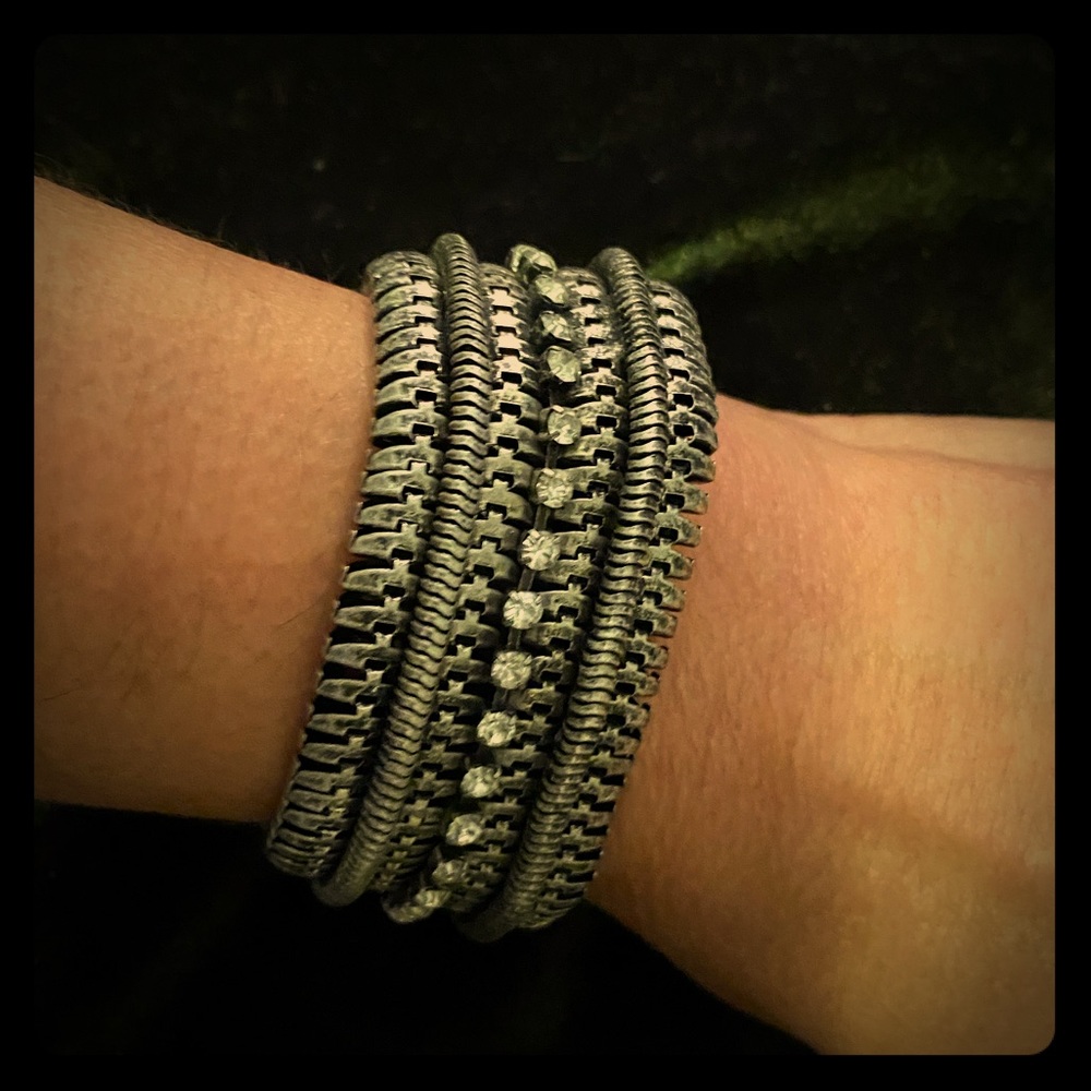 Lightweight silver tone bracelet with rhinestones